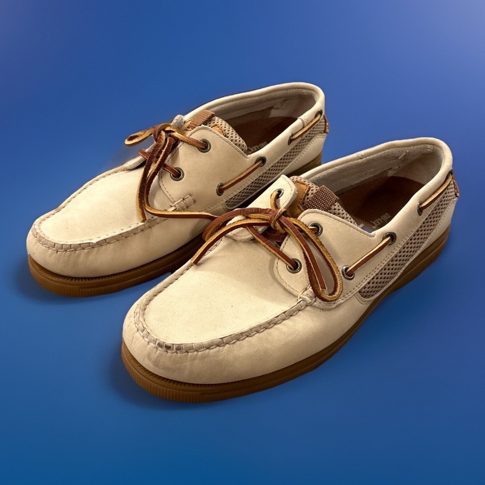 St John's Bay Boat Shoes Men's Sz 9.5 M 016-8000 Tan Brown Excellent Cond.